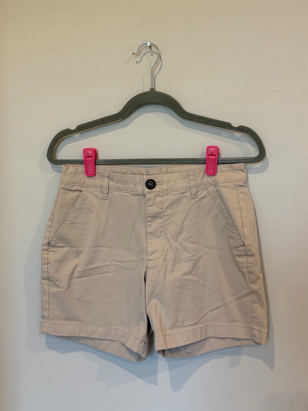 chubbies Khaki Beige Men’s Chino Shorts